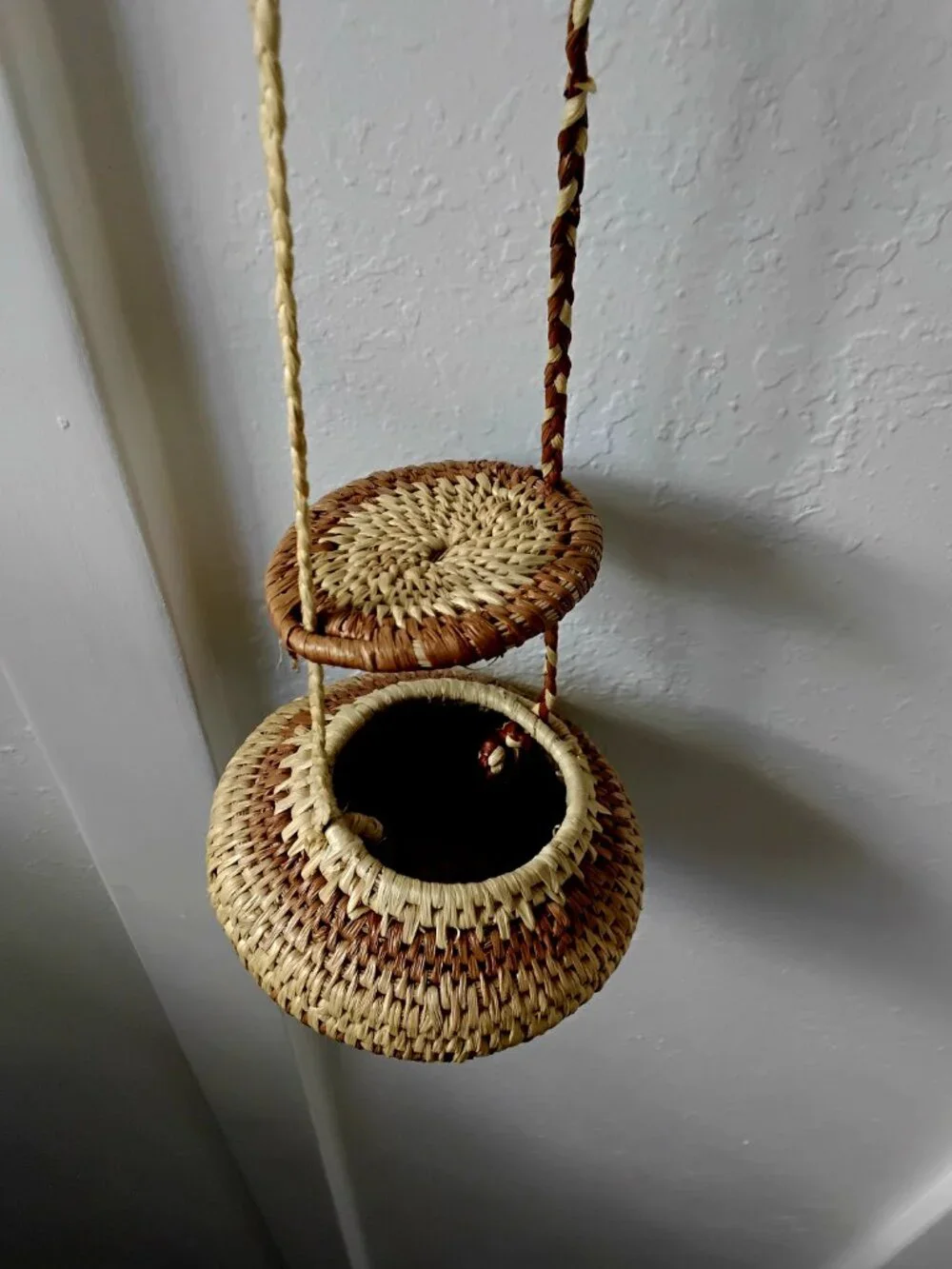 African Zulu Ukhamba Hand Woven Lidded Basket. Coiled Straw Purse.